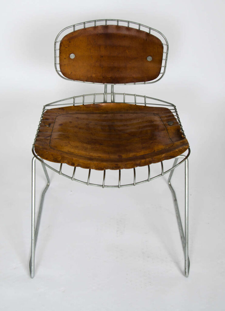 Pair of Beaubourg chairs5