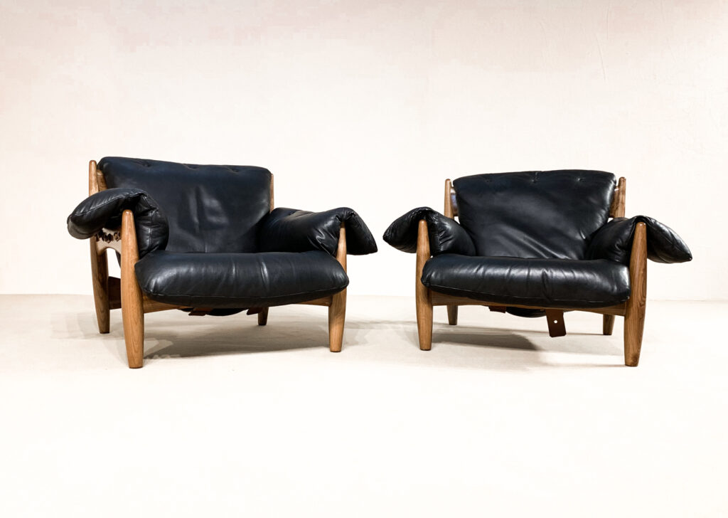 Pair-of-Sergio-Rodrigues-armchairs12