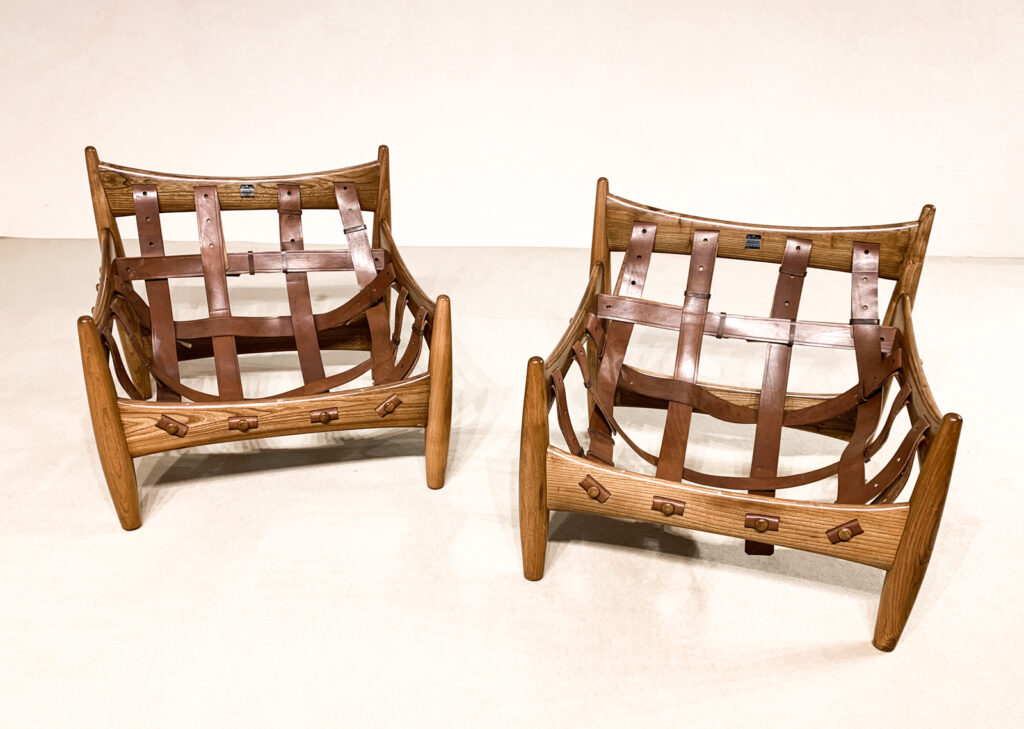 Pair-of-Sergio-Rodrigues-armchairs2