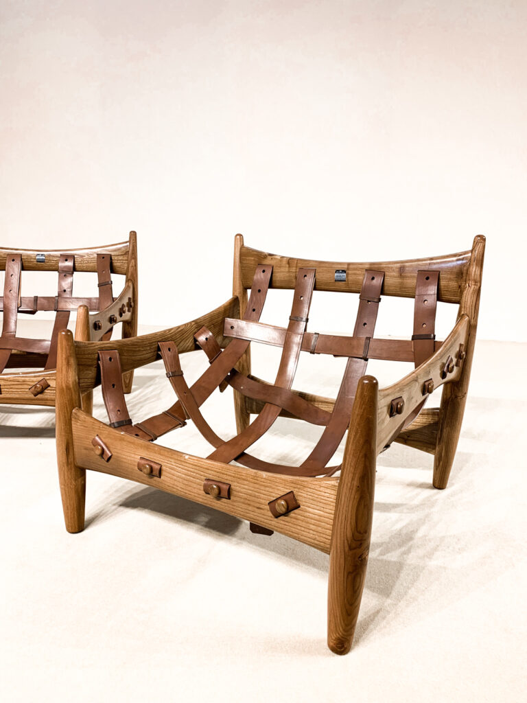 Pair-of-Sergio-Rodrigues-armchairs3