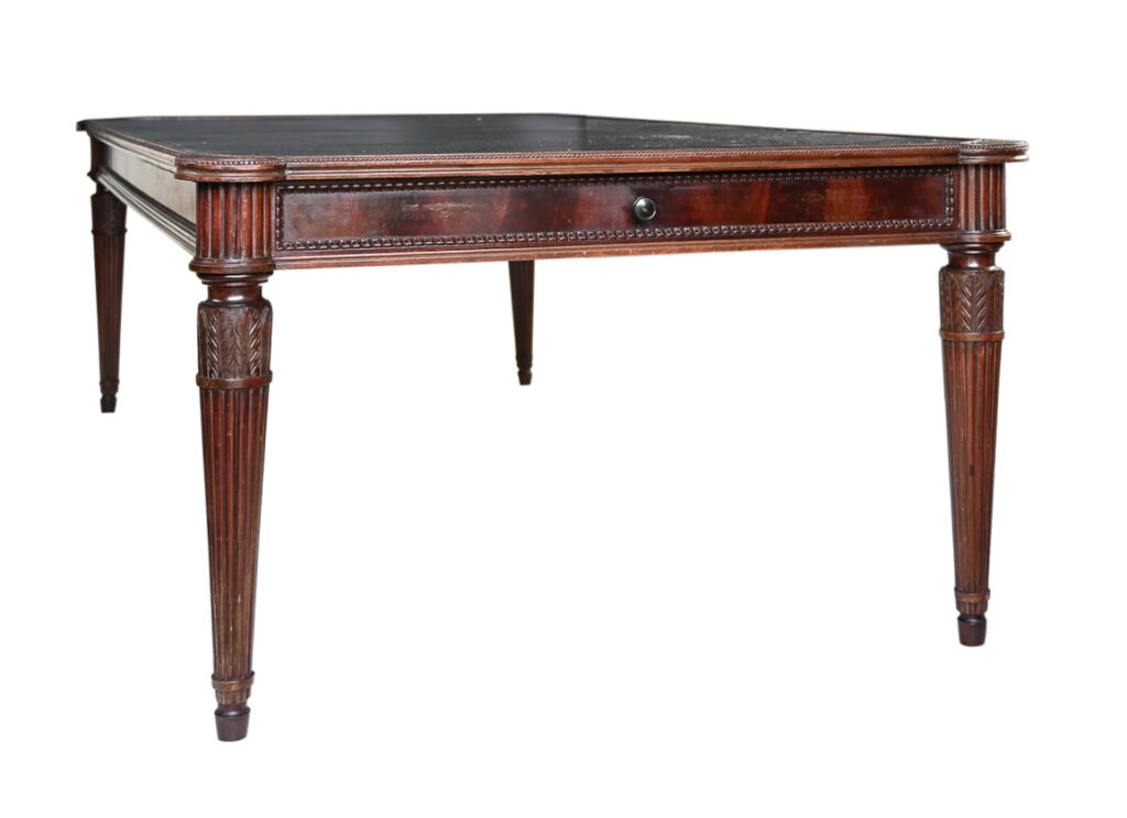 Pierre-Berge-library-table-28