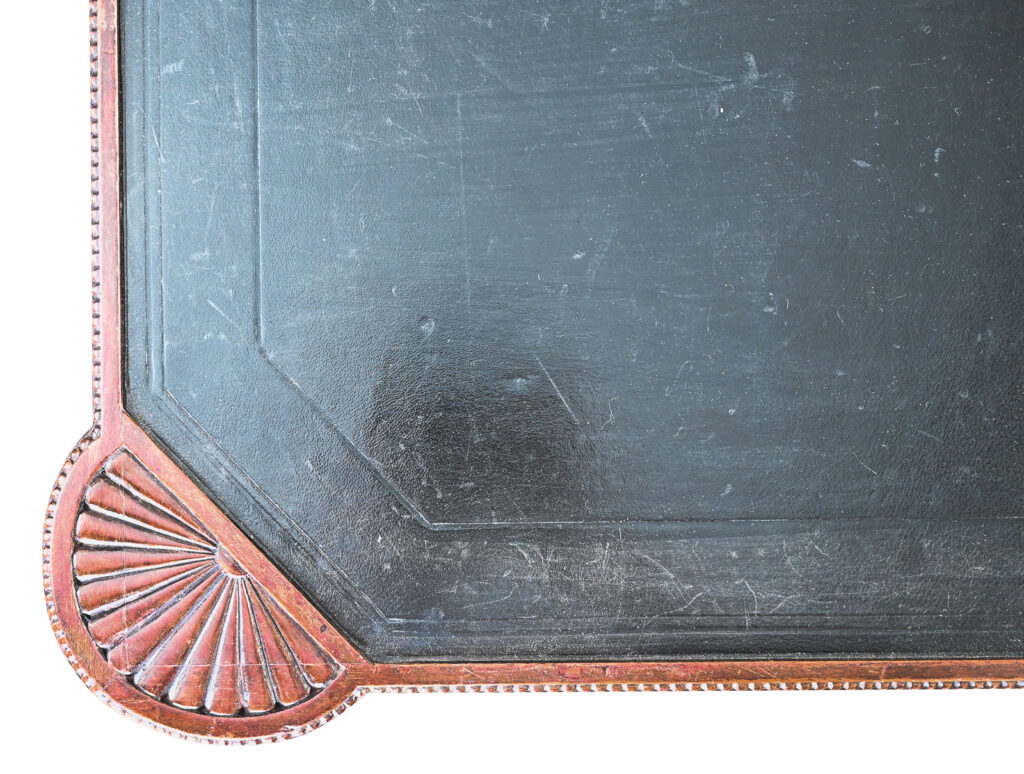 Pierre-Berge-library-table-34