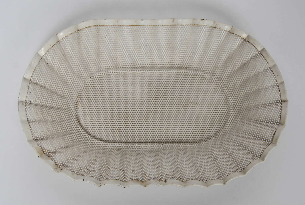 Rare steel bread basket by Mathieu Mat&eacute;got5.jpg