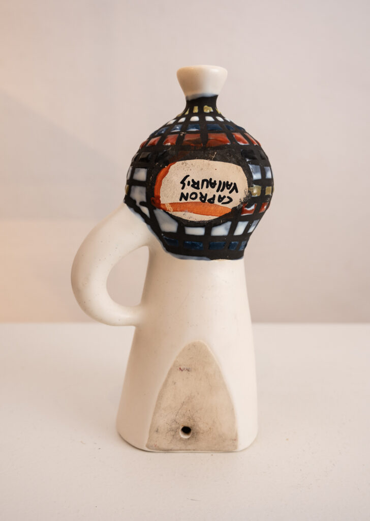 Roger-Capron-vase-murale-wall-pocket-12