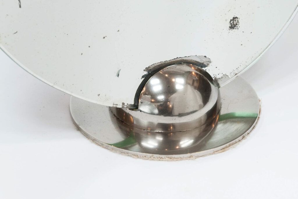 Round modernist table Mirror-2.jpg