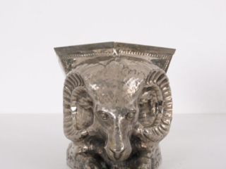 Silver-plated-vase-by-Gabriella-Crespi2