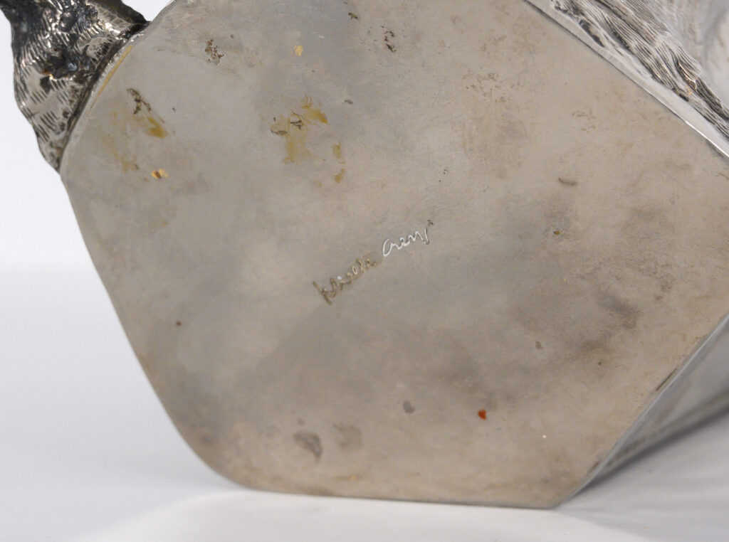 Silver-plated-vase-by-Gabriella-Crespi7