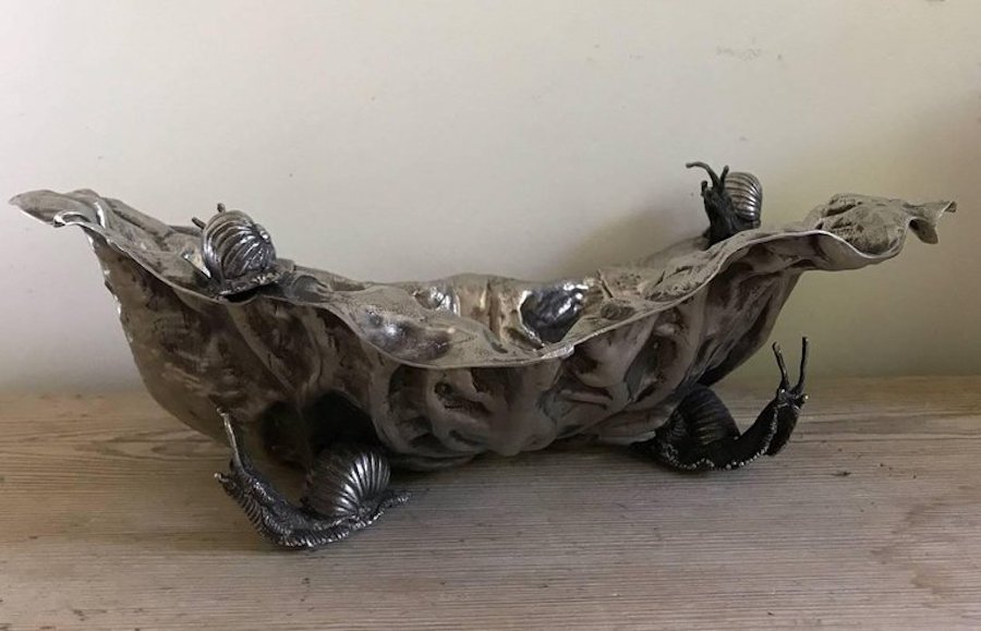 Silver_plated_leaf_bowl_with_snails_by_Gabriella_Crespi_for_Christian_Dior11_master