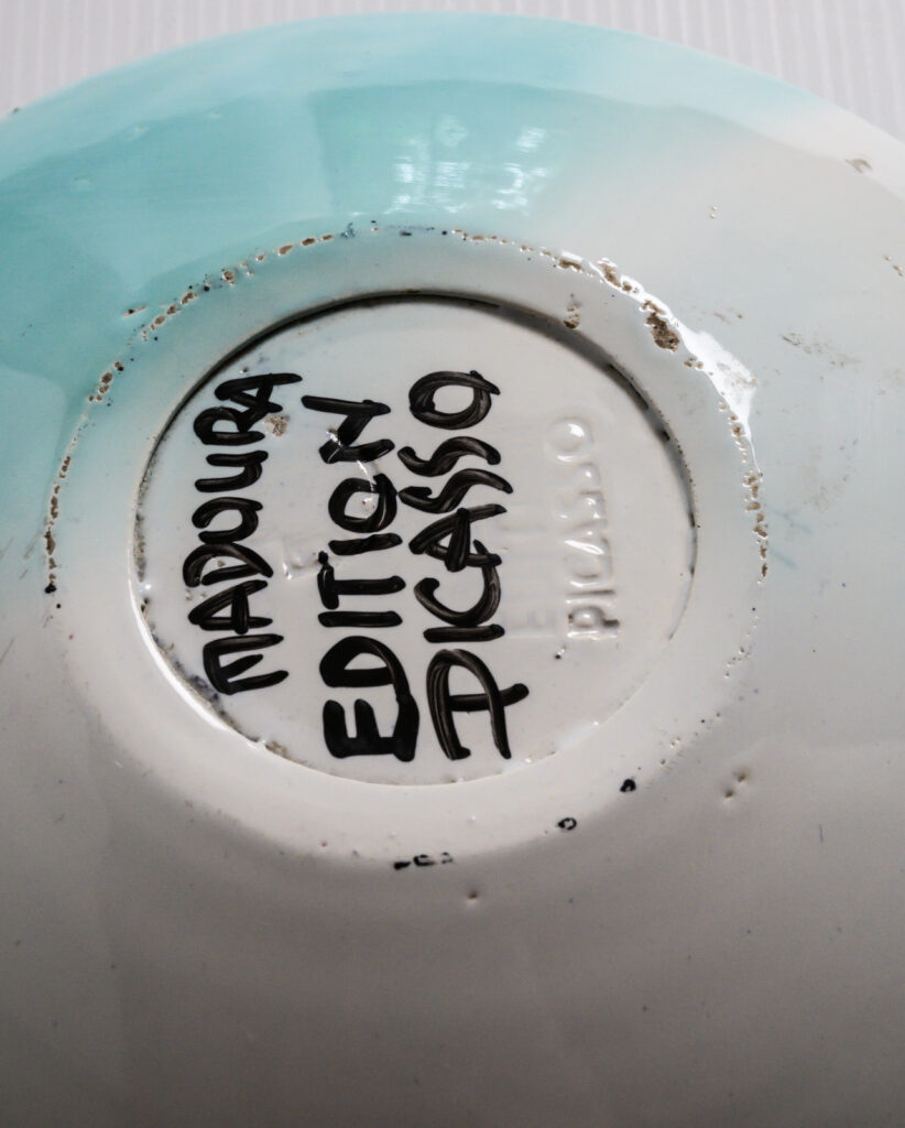 Toros-ceramic-plate-by-Pablo-Picasso-for-Madoura1