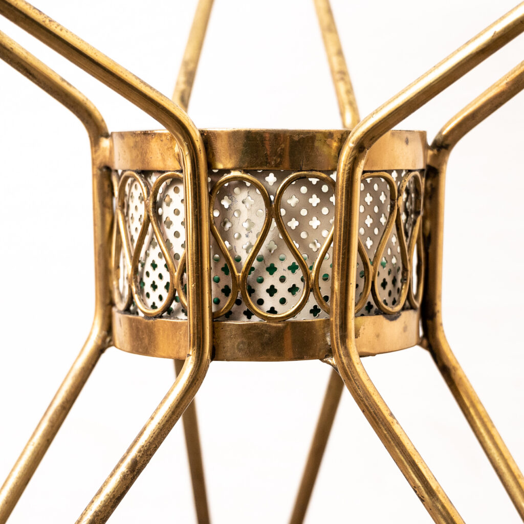 circular-table-attributed-to-Cesare-Lacca-09