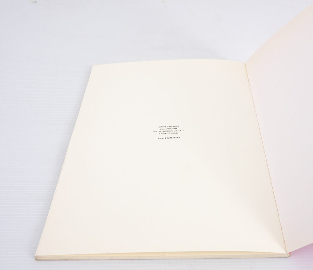 collection-of-Niki-de-Sainte-Phalle-books25