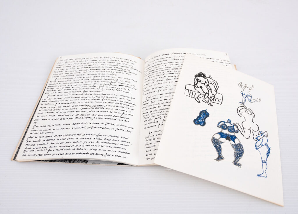 collection-of-Niki-de-Sainte-Phalle-books7