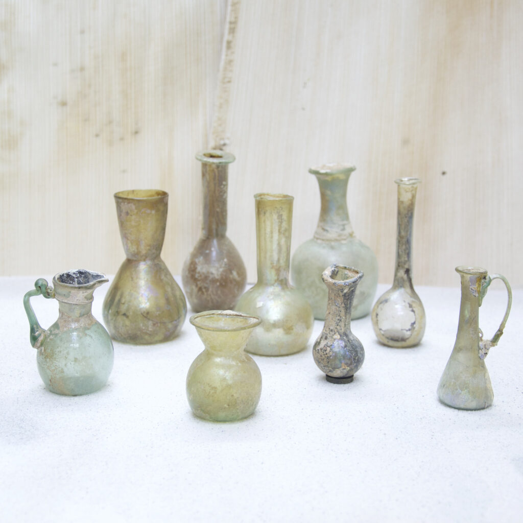 collection of roman glass4