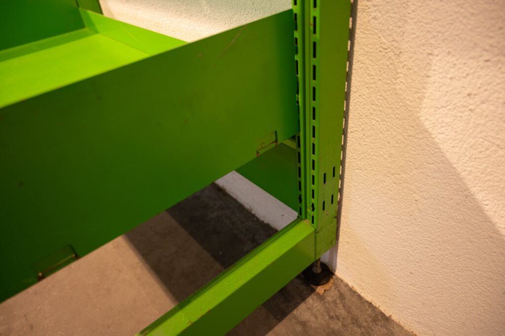 large-shelving-unit-by-Michel-CADESTIN-Georges-LAURENT11