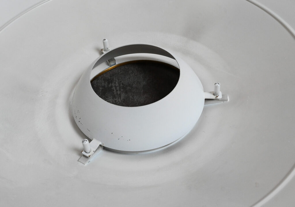 model-162-table-lamp-by-Jean-Perzel-02