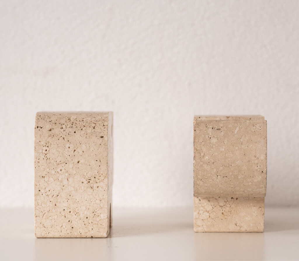 pair-of-Fratelli-Mannelli-travertine-Rhinoceros-circa-1970-08