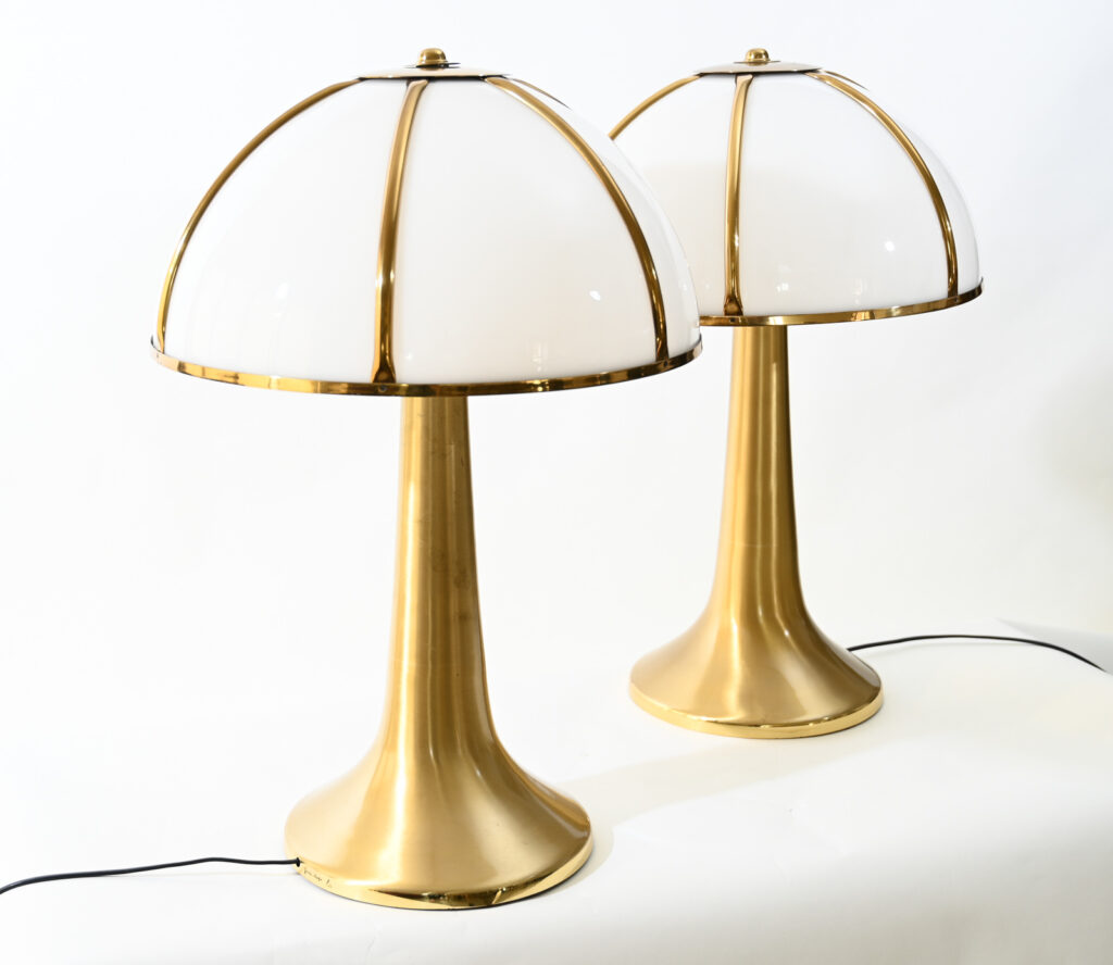 pair-of-crespi-Fungo-lamps-5