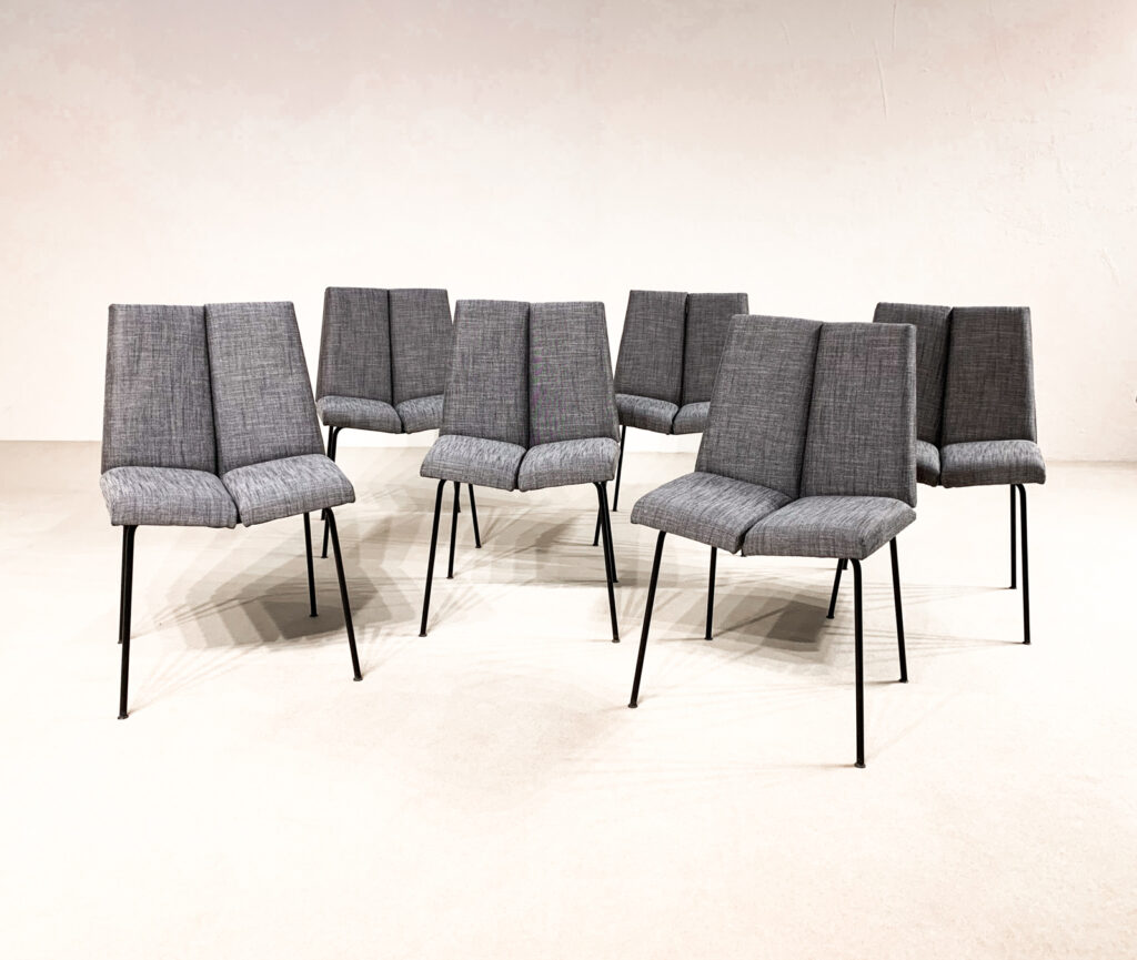 set-of-six-Pierre-Guariche-Quatre-faces-chairs1