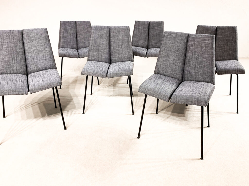 set-of-six-Pierre-Guariche-Quatre-faces-chairs2