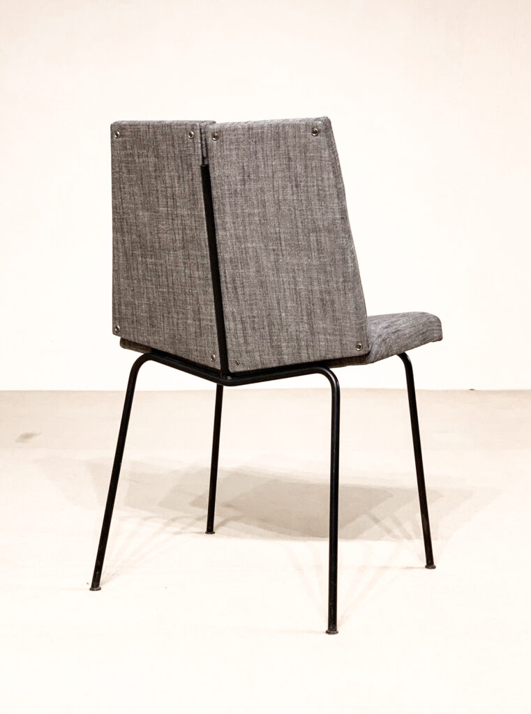 set-of-six-Pierre-Guariche-Quatre-faces-chairs20