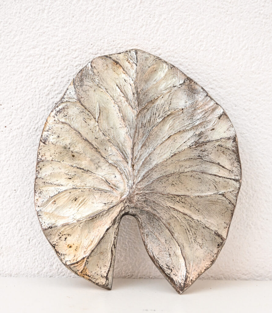 silvered-bronze-Lily-leaf-by-Chrystaine-Charles-03