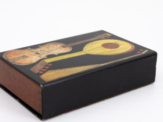 small-Fornasetti-guitars-and-zithers-box2