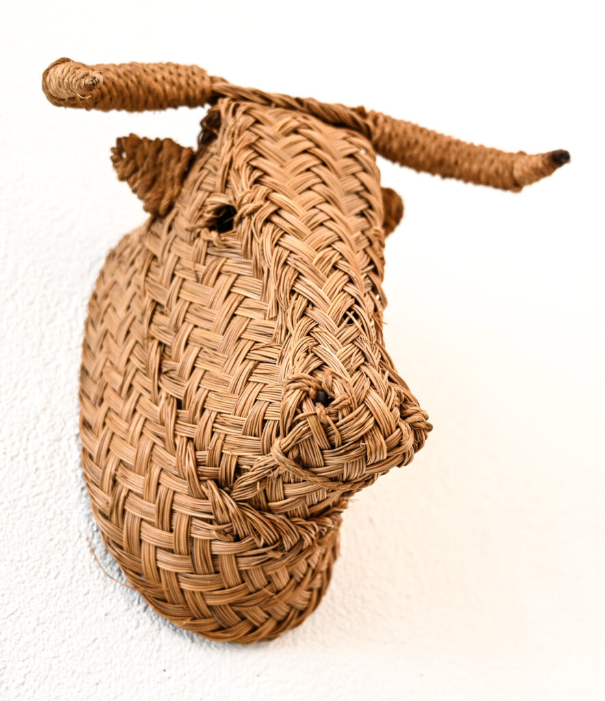 wicker-work-Bulls-head-13