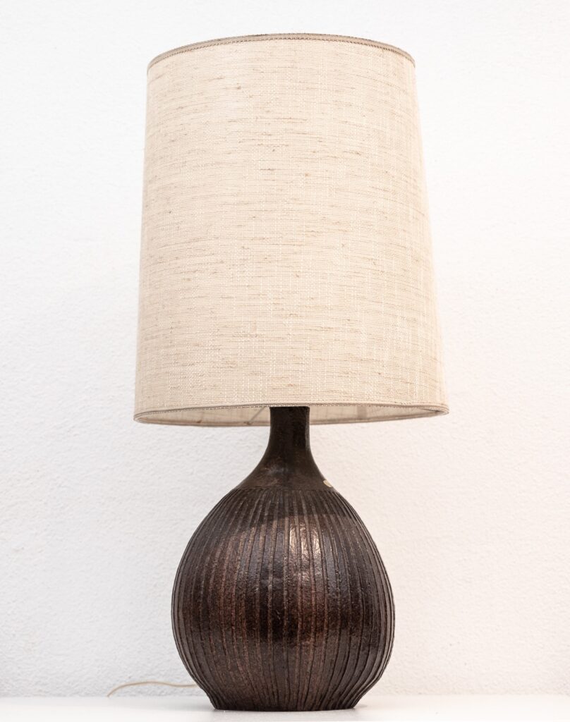 1980s-Ceramic-table-lamp-by-Robert-Chiazzo2