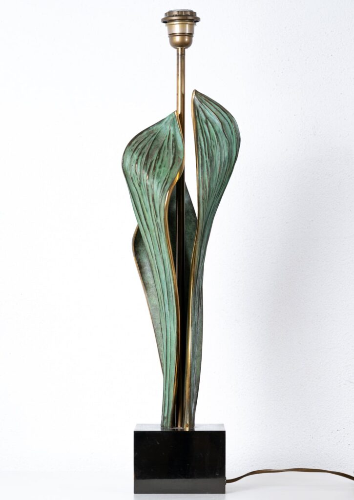 Amaryllis-model-table-lamp-by-Chrystiane-Charles4