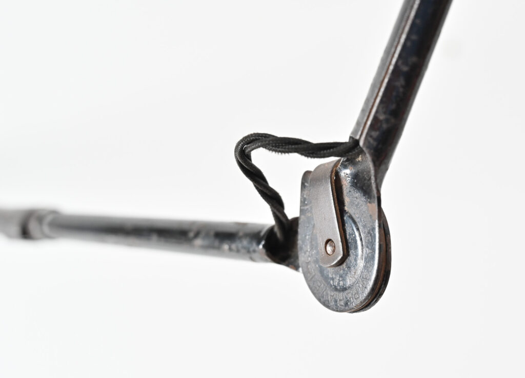 Bernard-Albin-Gras-203-model-adjustable-wall-lamp-09