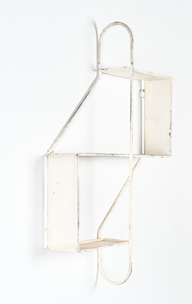 Cle-de-Sol-etagere-by-Mathieu-Mategot-10