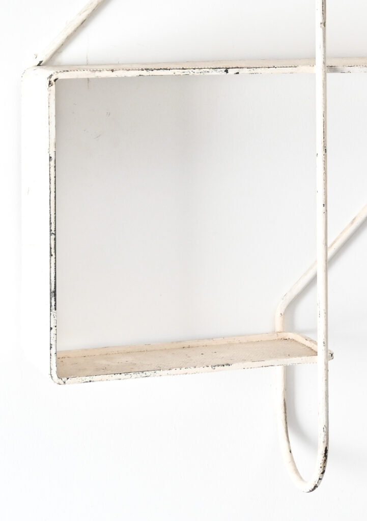 Cle-de-Sol-etagere-by-Mathieu-Mategot-17