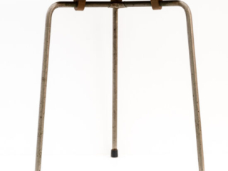 Early-Dot-stool-by-Arne-Jacobsen-for-Fritz-Hansen-DK-19654