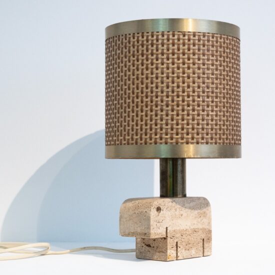 Fratelli-Mannelli-Travertine-Elephant-Table-Lamp5