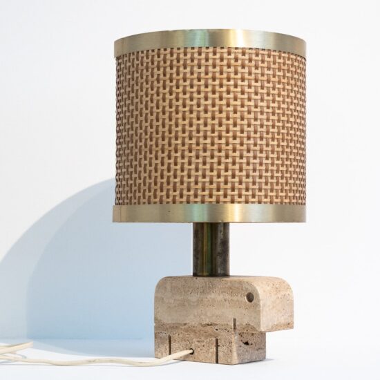 Fratelli-Mannelli-Travertine-Elephant-Table-Lamp7