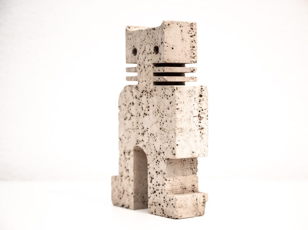 Fratelli-Mannelli-travertine-cat-circa-19706