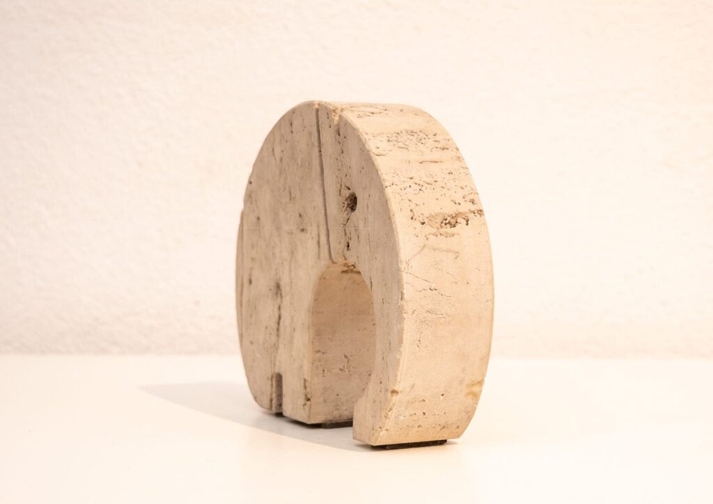 Fratelli-Mannelli-travertine-elephant-circa-19705