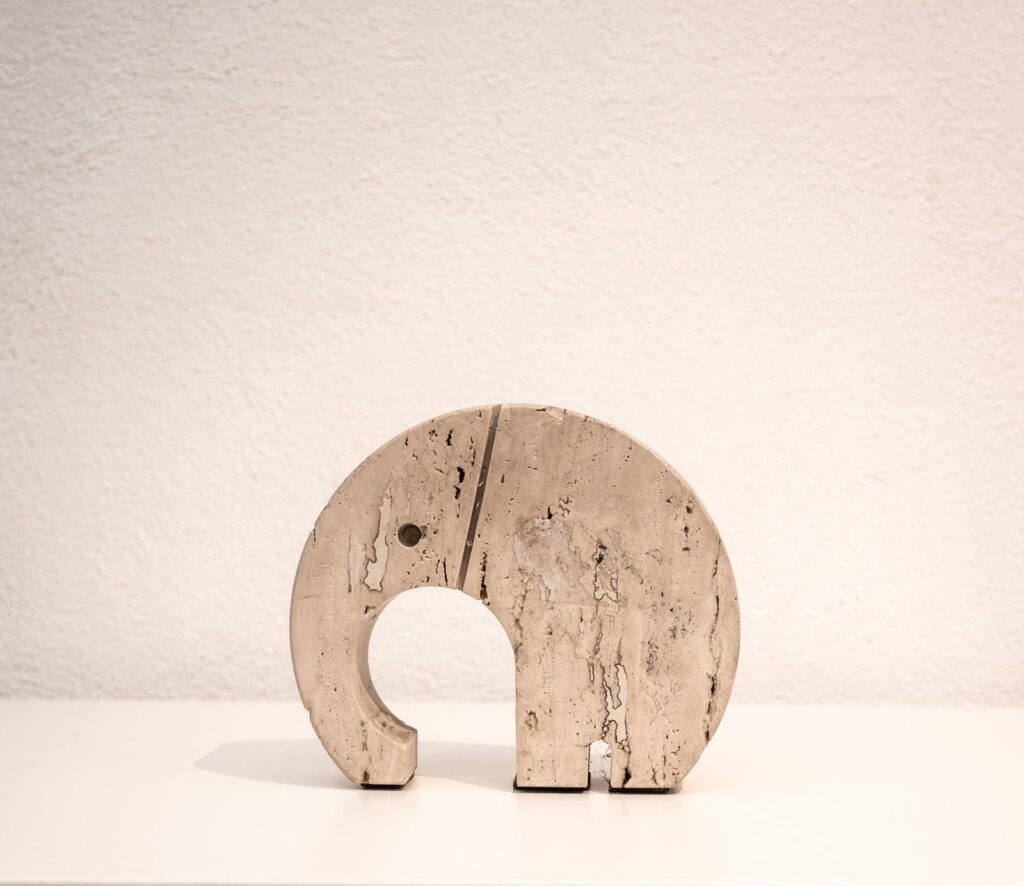 Fratelli-Mannelli-travertine-elephant-circa-19708