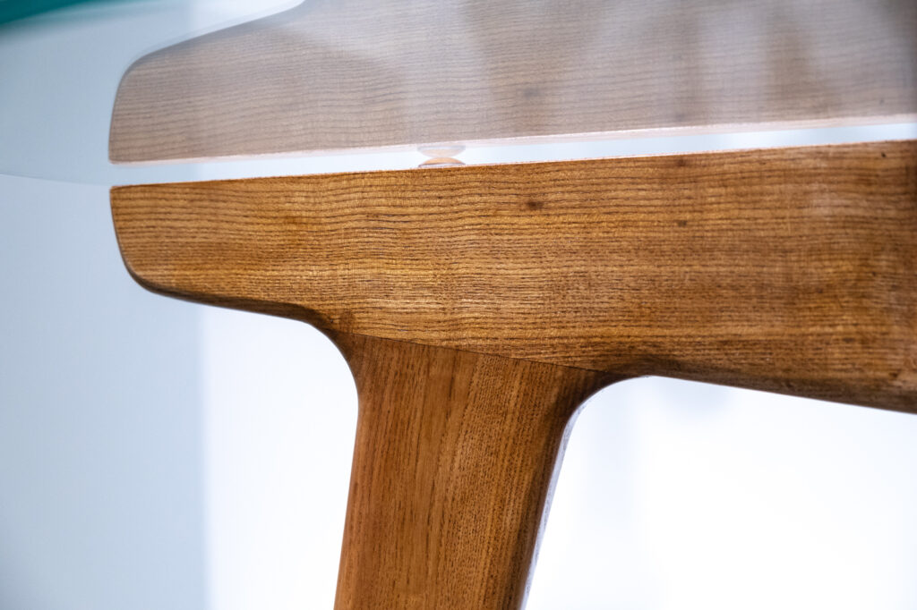 Gio-Ponti-maple-and-glass-circular-table6