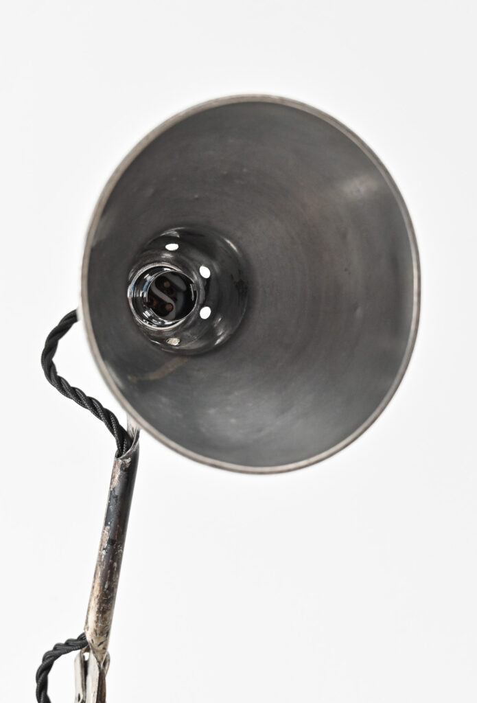 Gras-Ravel-205-model-adjustable-table-lamp-05