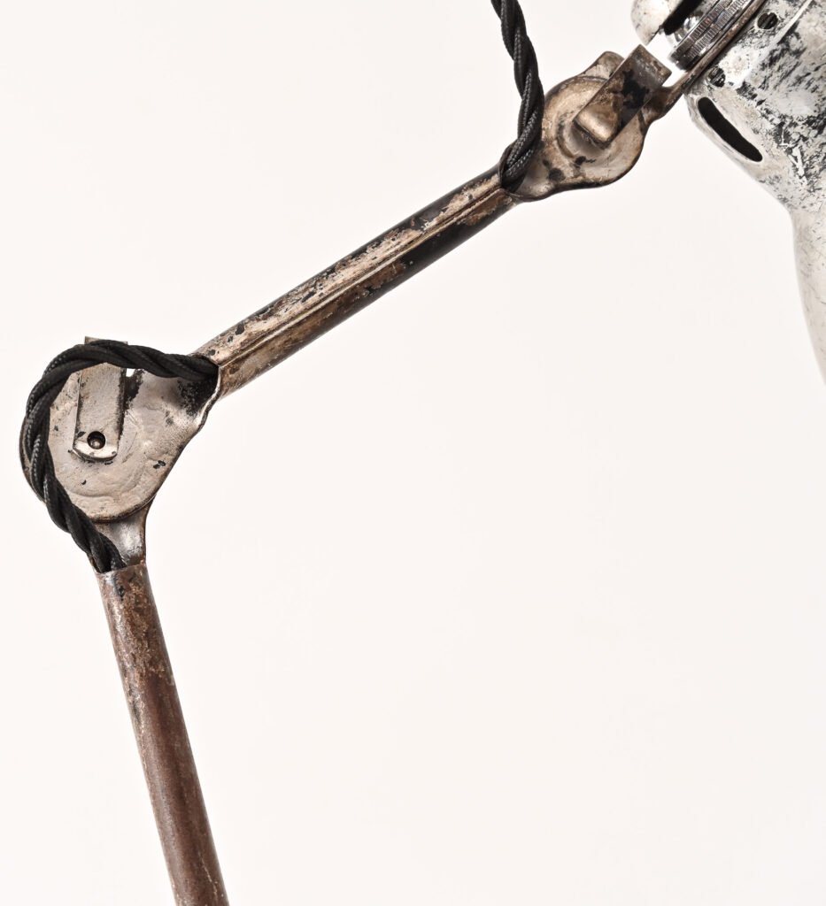 Gras-Ravel-205-model-adjustable-table-lamp-09