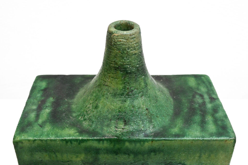 Green-square-vase-by-Marcello-Fantoni-Italy-02