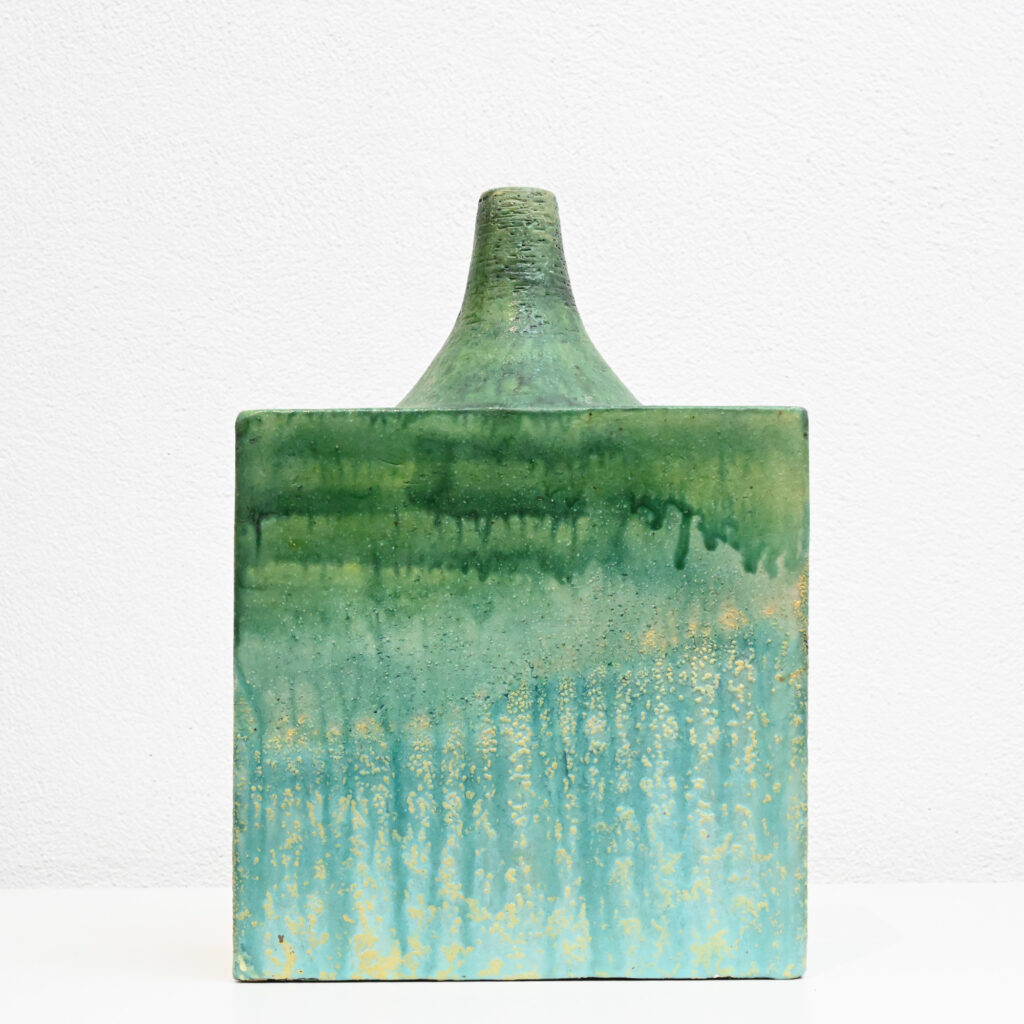 Green-square-vase-by-Marcello-Fantoni-Italy-03