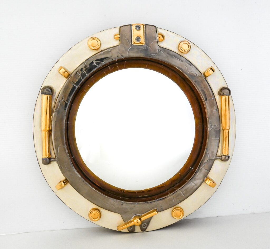 Hublot-convex-mirror-by-Renaud-Lembo2-5