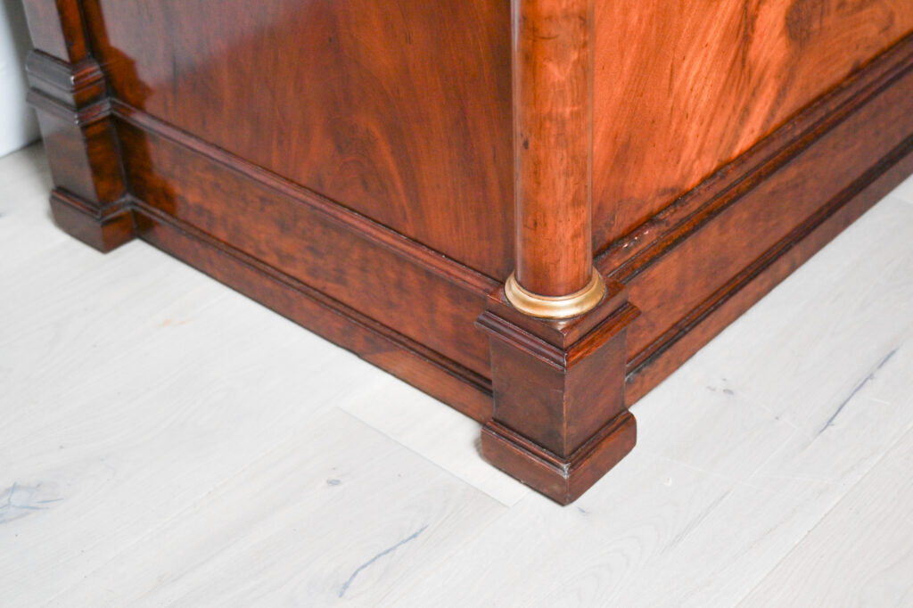 Jacob-Desmalter-et-Cie-mahogany-two-door-commode-05