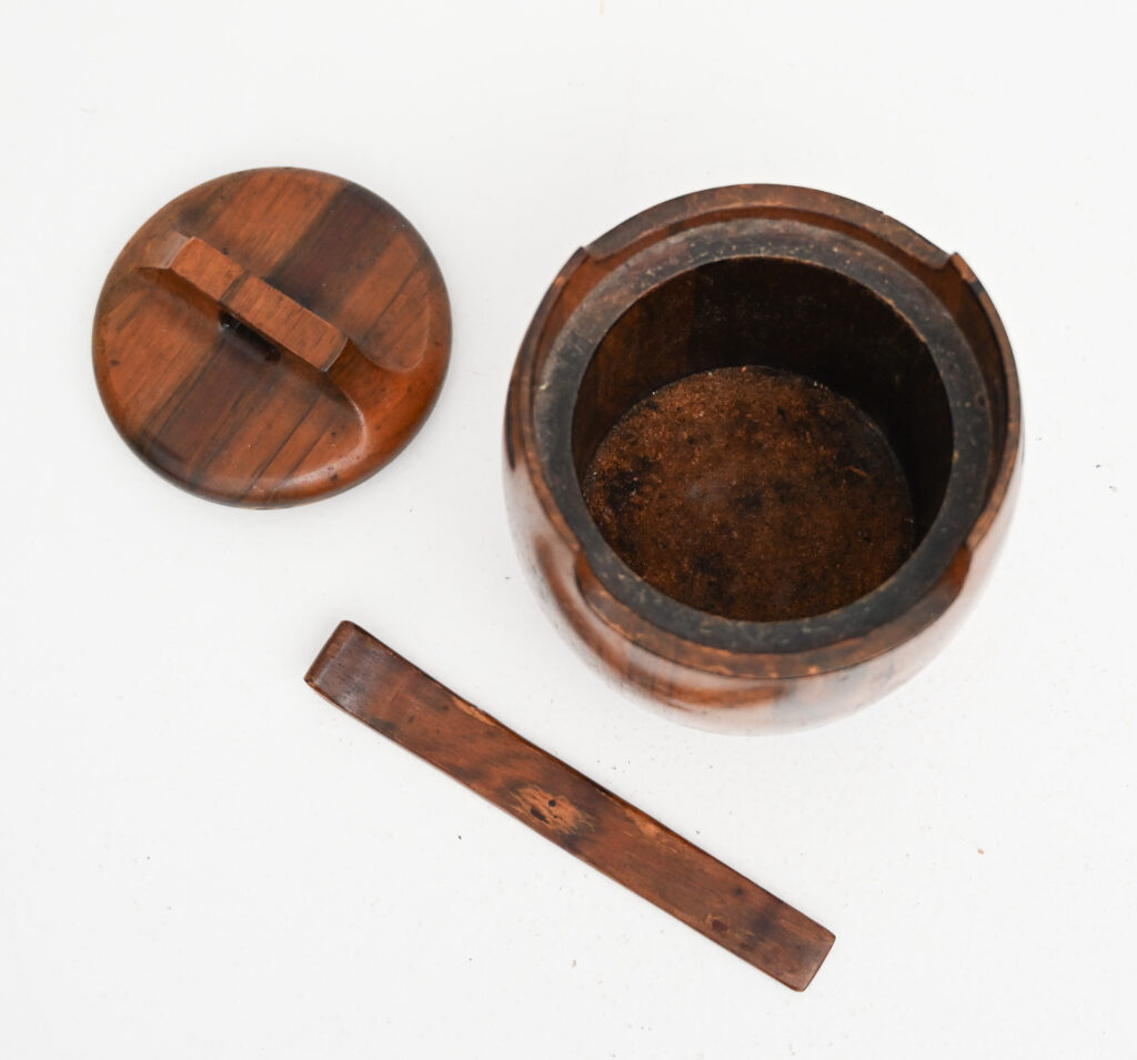 Jean Gillon Brazilian rosewood tobacco jar 5