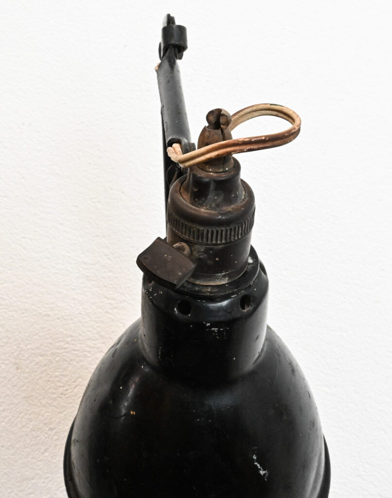 Lampe Ajustable D.G.R. No. 222 fixe-mural Lampe Ajustable D.G.R. No. 222 fixe-mural