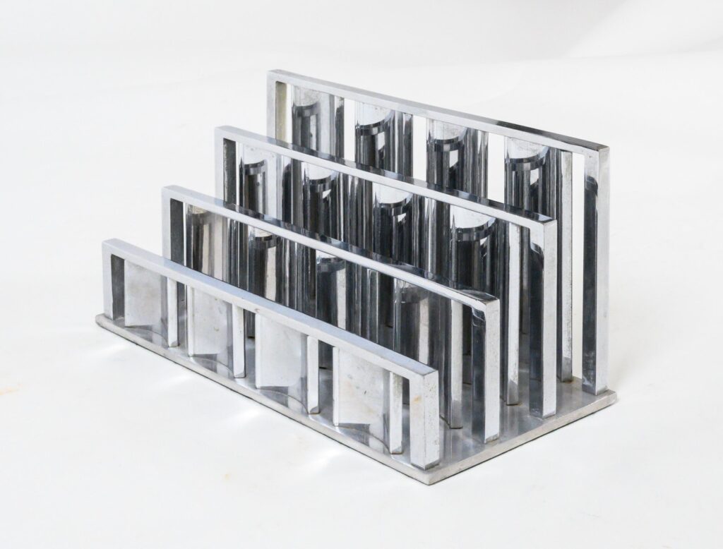 Letter-rack-by-Jacques-Adnet3