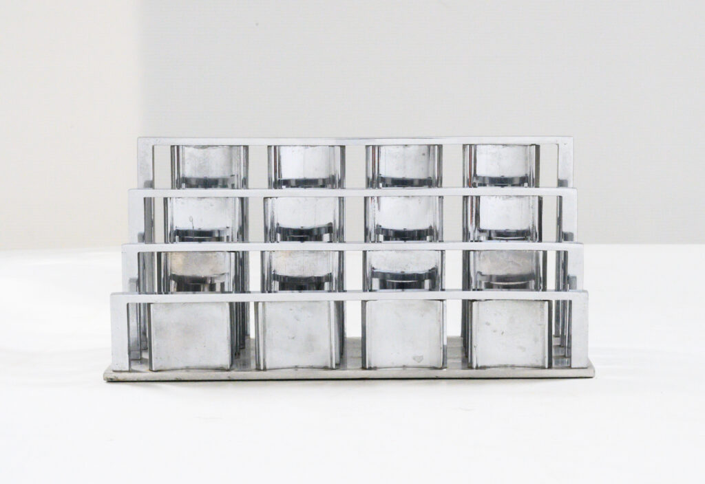 Letter-rack-by-Jacques-Adnet4