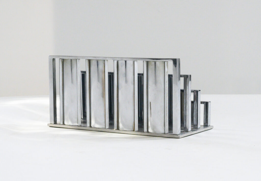 Letter-rack-by-Jacques-Adnet7